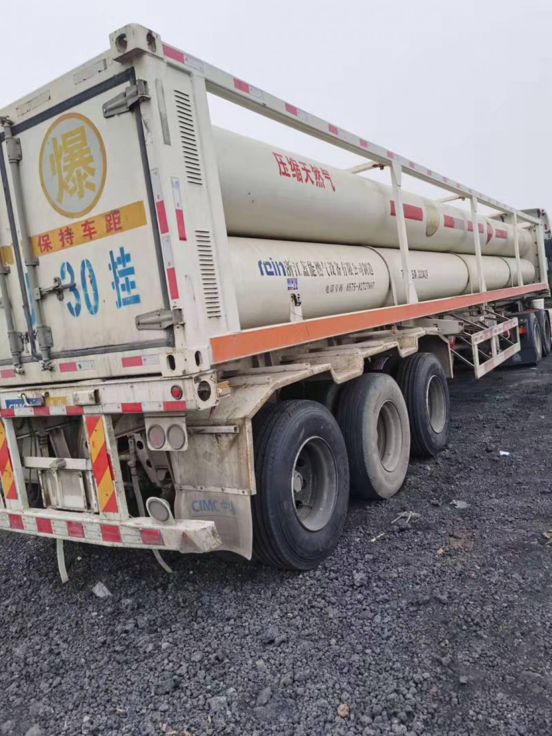 出售22.17立方6管天然氣運(yùn)輸車 cng槽車尾