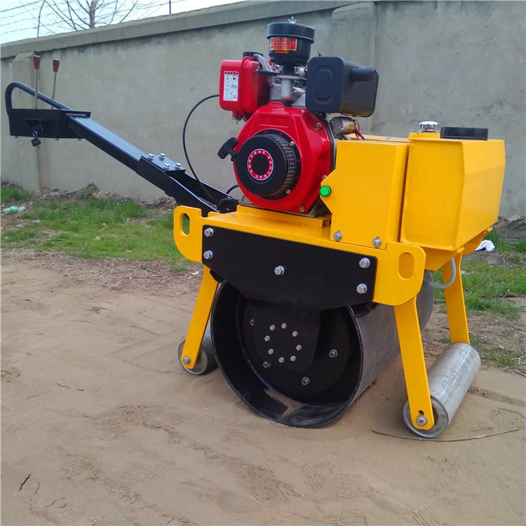 廠家批發(fā)微型壓路機(jī)手扶式單輪柴油壓路機(jī)