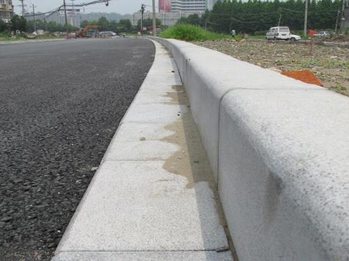 路側(cè)石批發(fā)