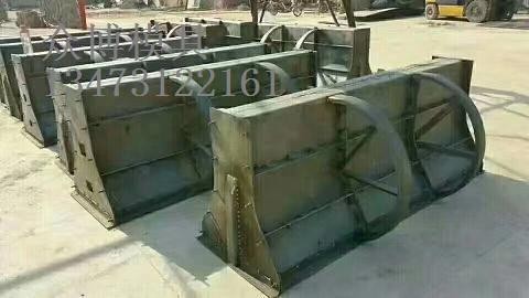 隔離墩鋼模具循環(huán)使用